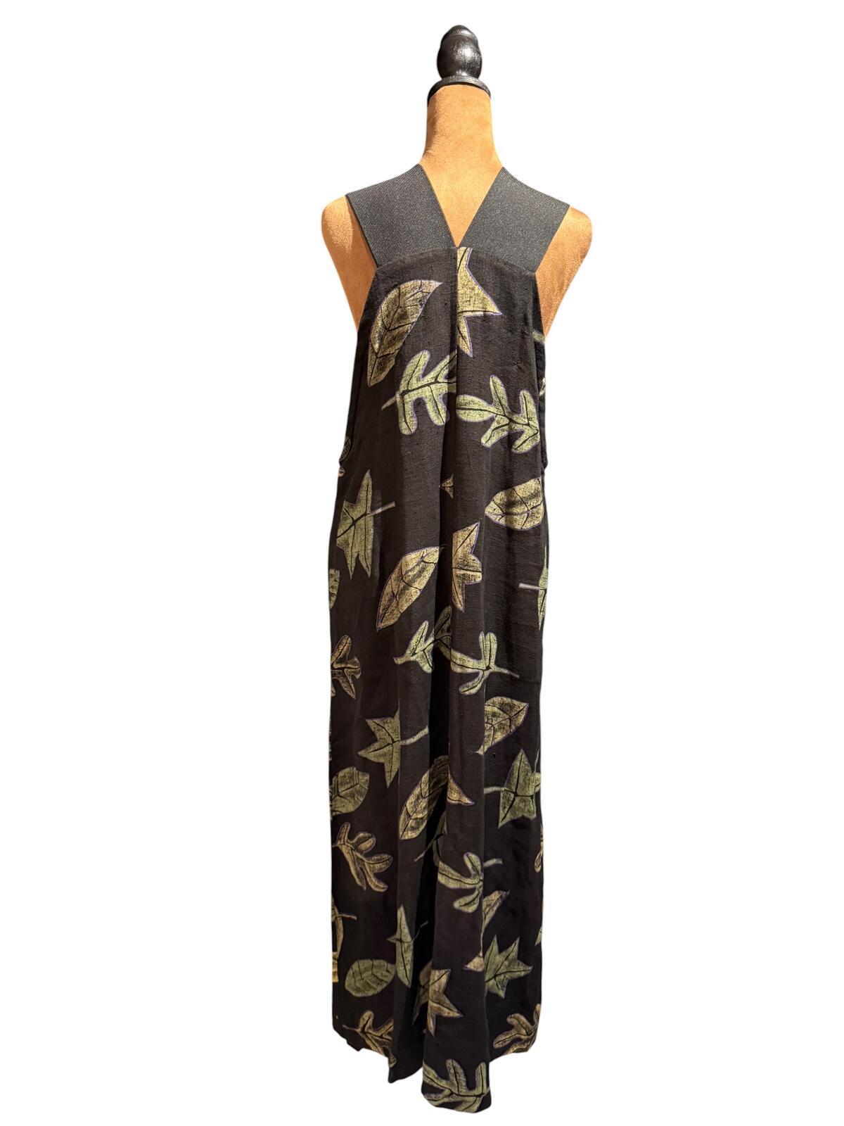 Good Dog Mud Pig Sleeveless Black Dress with Green Leaf Print
