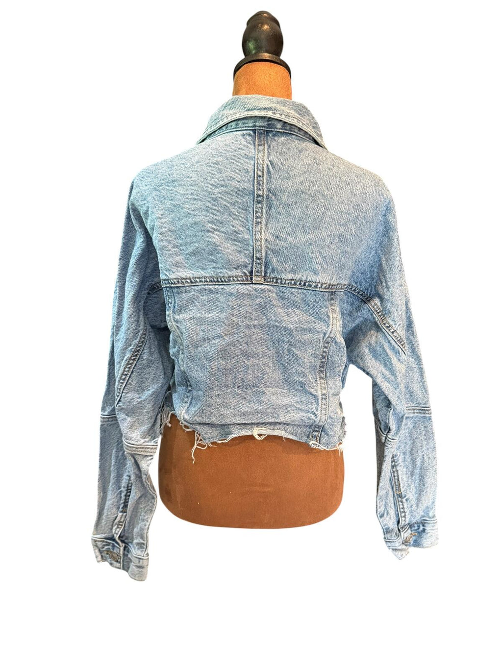 Pacsun Light Wash Cropped Denim Jacket with Raw Hem