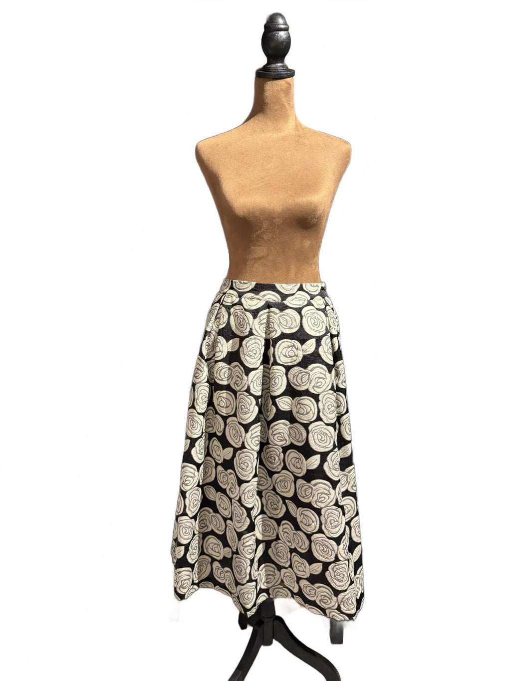 Who What Wear Black and Cream Floral Jacquard Midi Skirt
