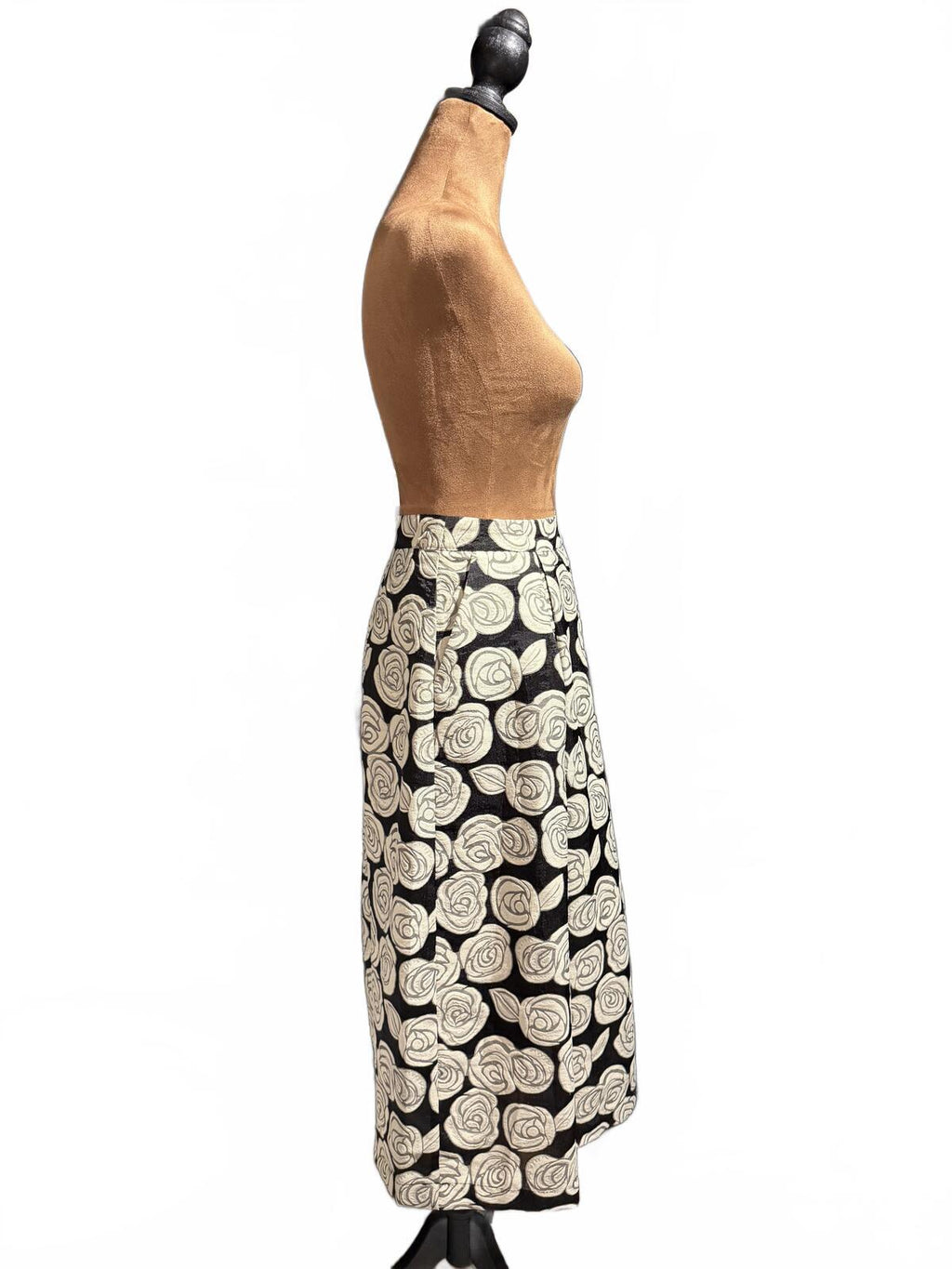 Who What Wear Black and Cream Floral Jacquard Midi Skirt