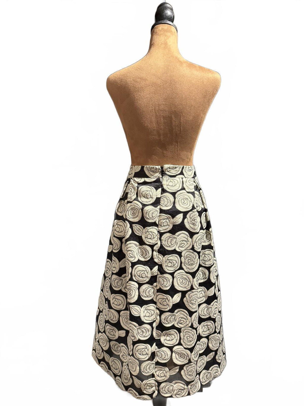 Who What Wear Black and Cream Floral Jacquard Midi Skirt