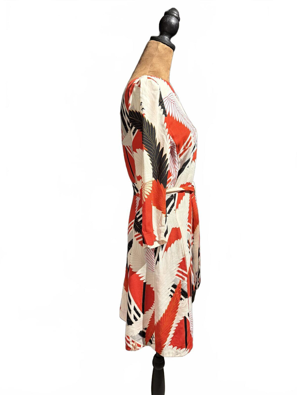 Tegan Red Cream Black Leaf Printed Belted Dress New With Tags