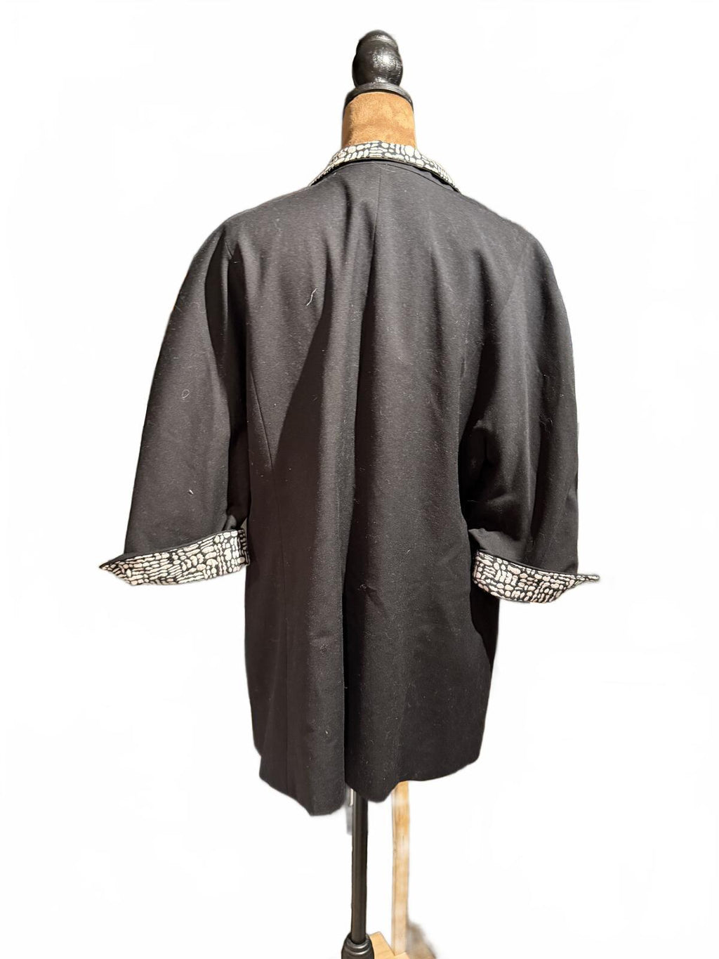 Peter Nygard Black Open Front Jacket with White Pattern Trim