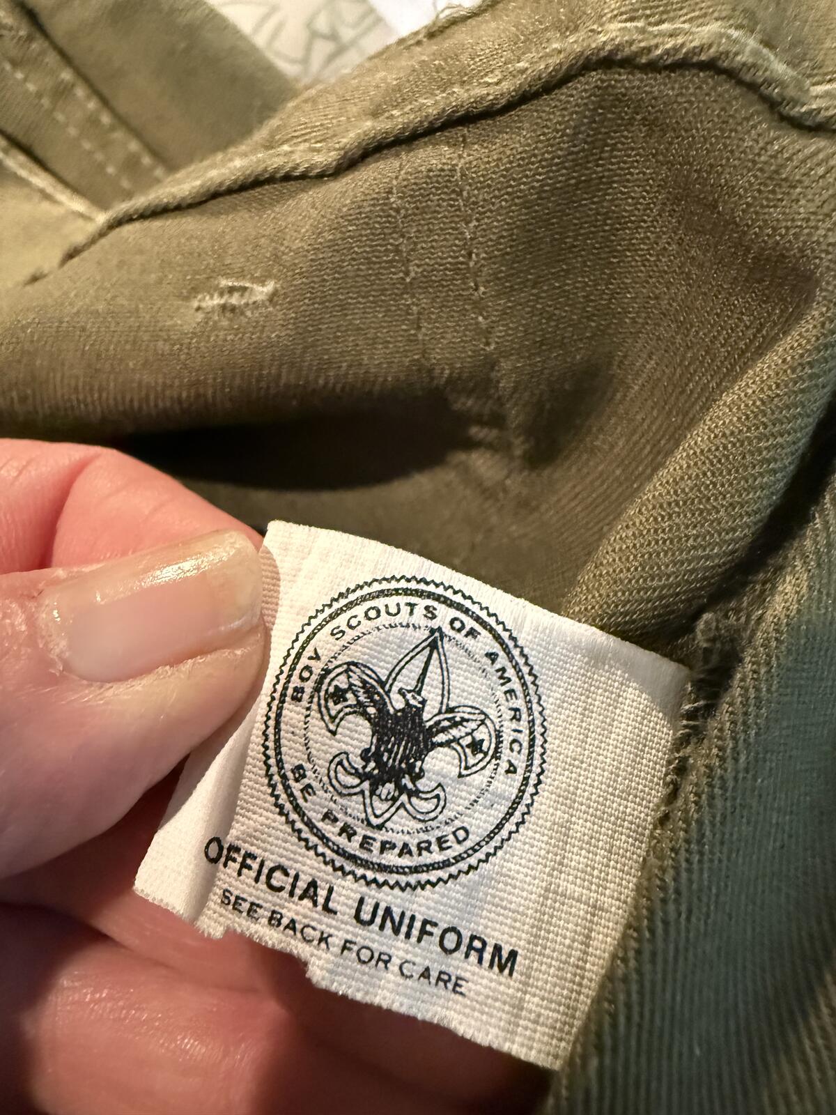 Boy Scouts of America Official Uniform Olive Green Cargo Shorts Size 38 Waist