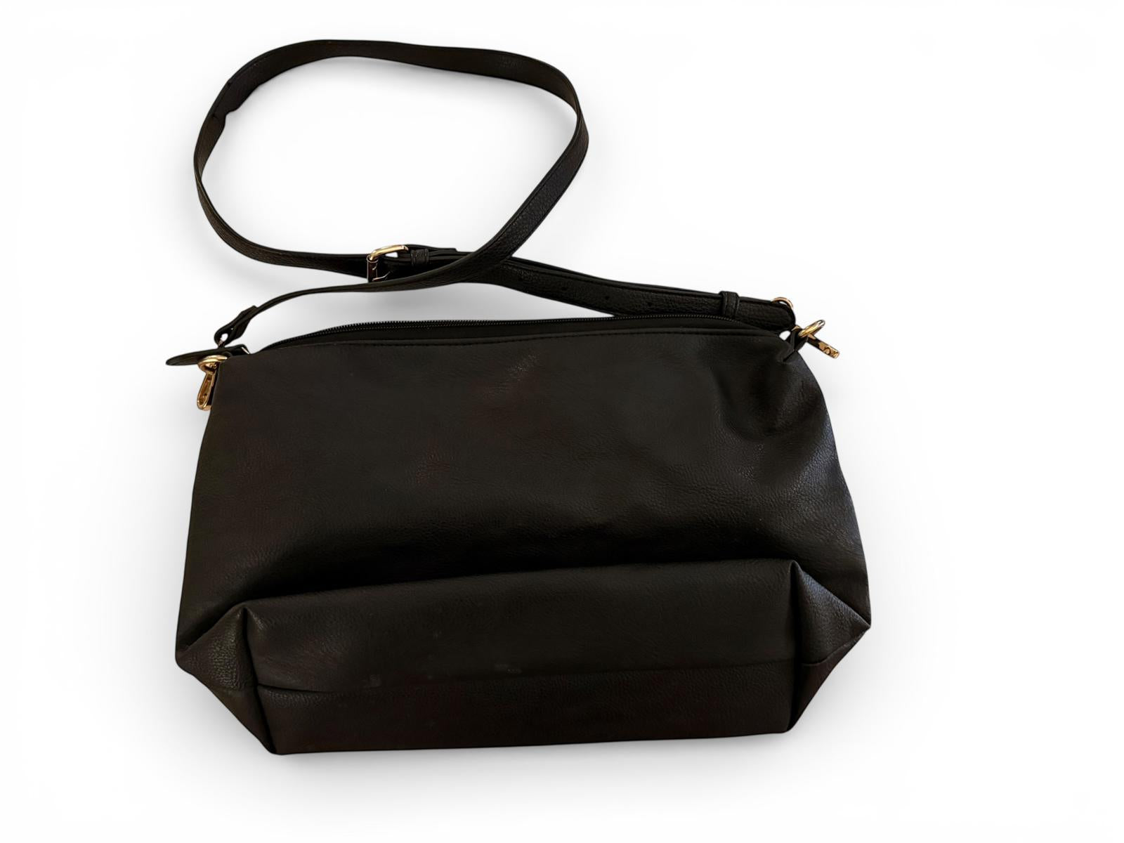 ili Genuine Leather Black Crossbody Bag
