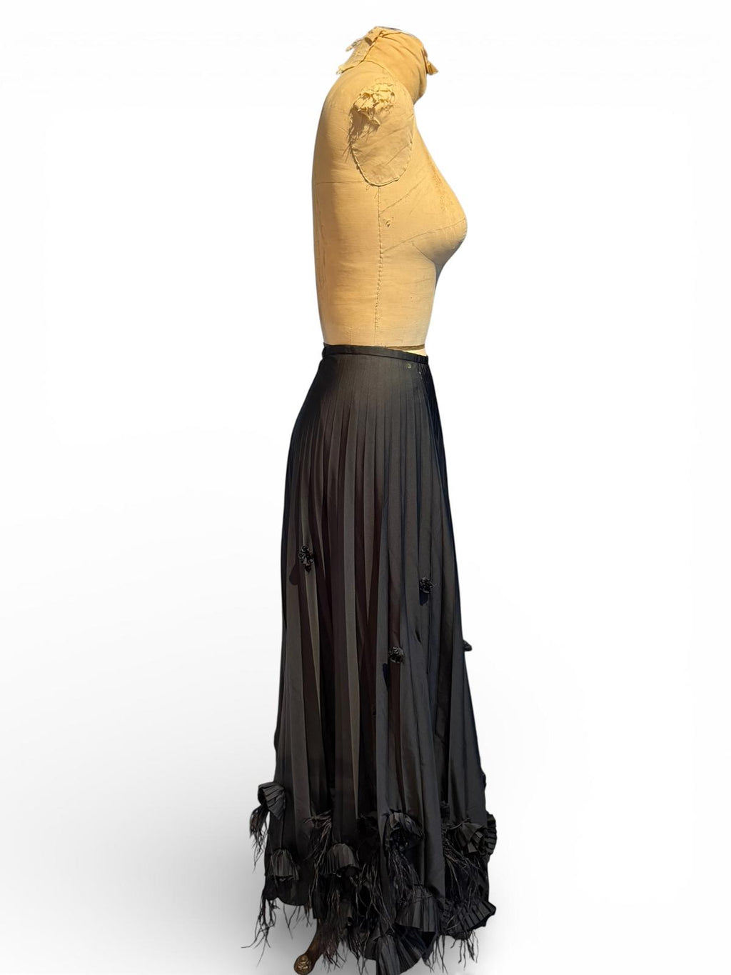 Dana Buchman Elegant Maxi Skirt w/ Pleats and Floral Detail