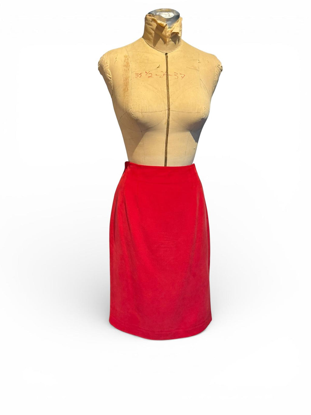 Chaus Red Knee-Length Silk Pencil Skirt
