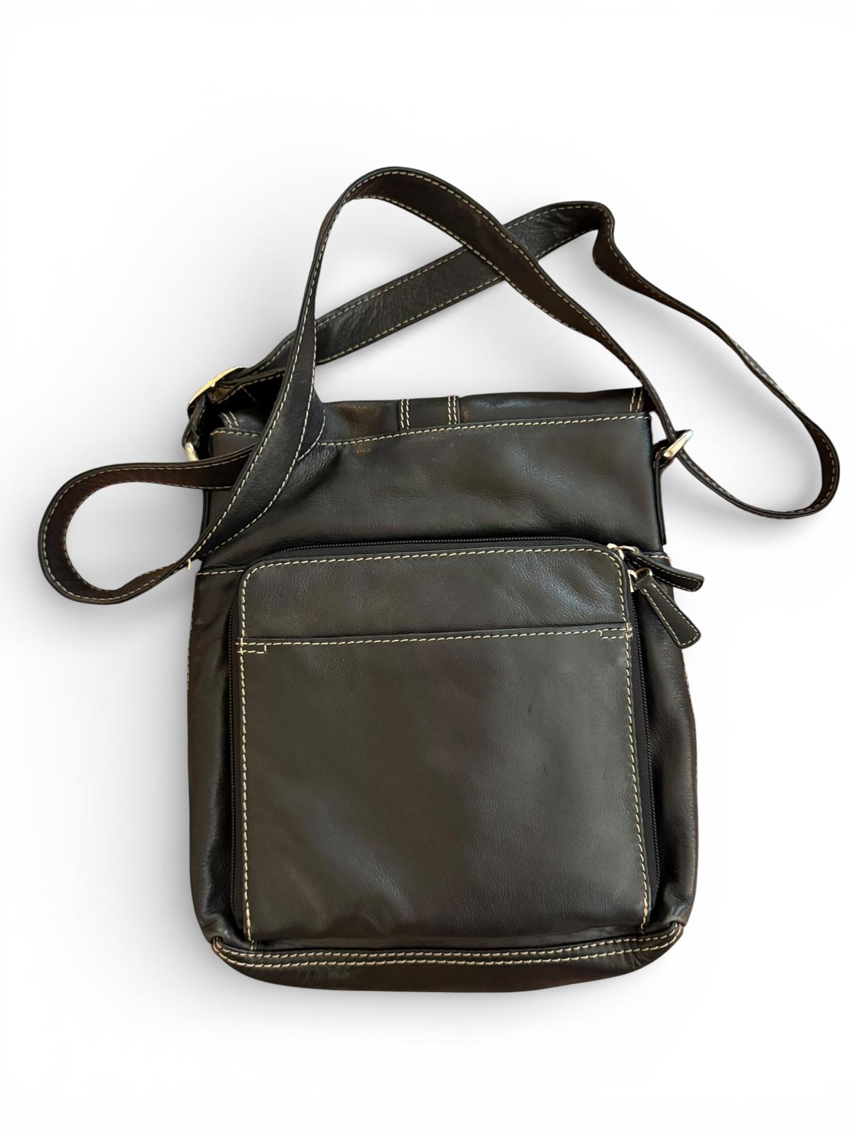 ili New York Genuine Leather Crossbody Bag
