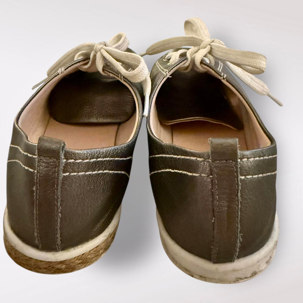 Clee Casual Metallic Gray Leather Sneakers with White Laces