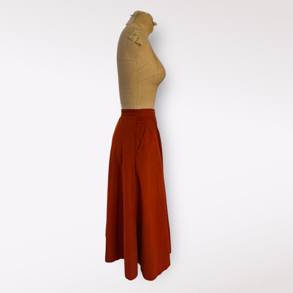 Country Suburbans Vintage Rust Orange Midi Skirt with High Waist