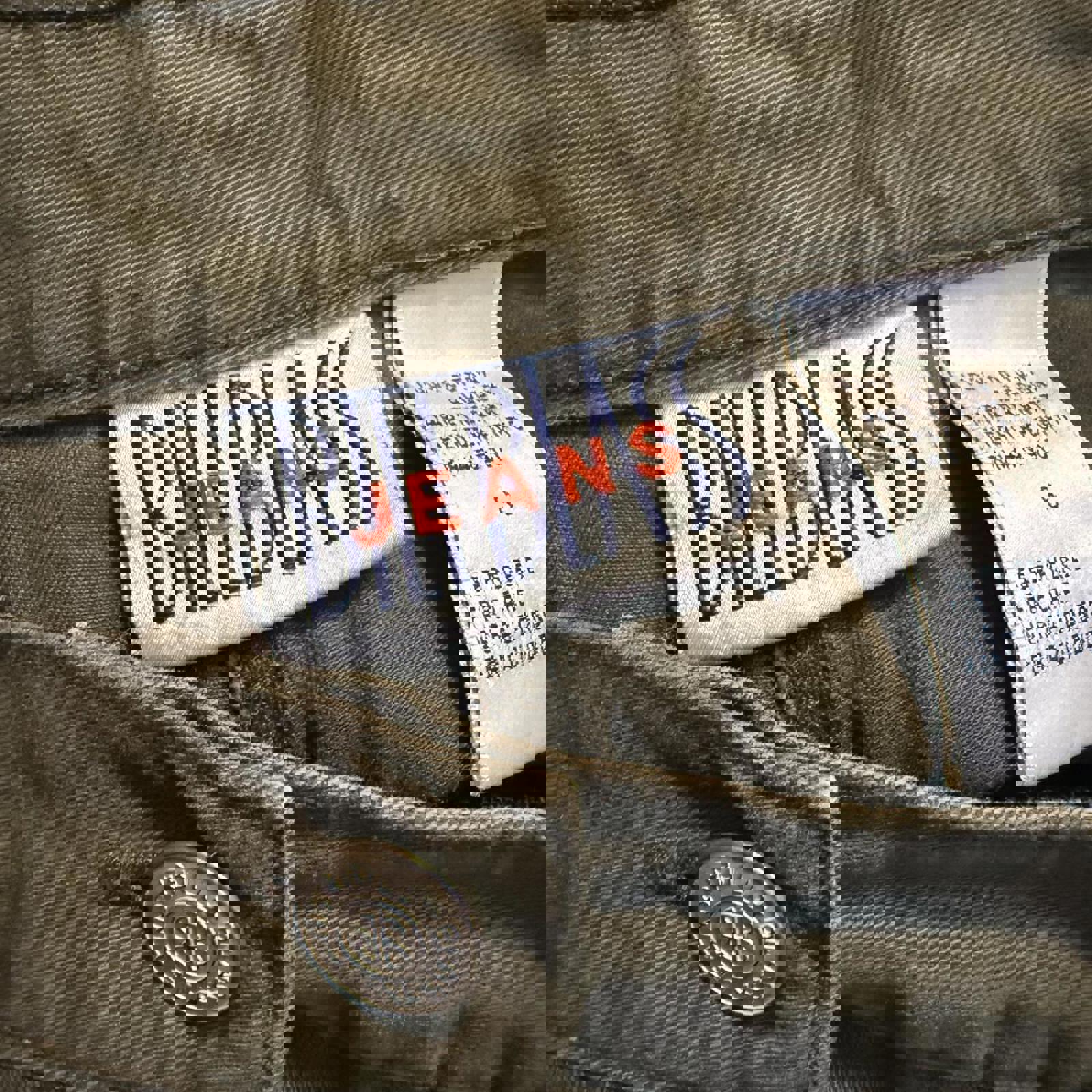 Bill Blass Green Cargo Capri Pants Size 6