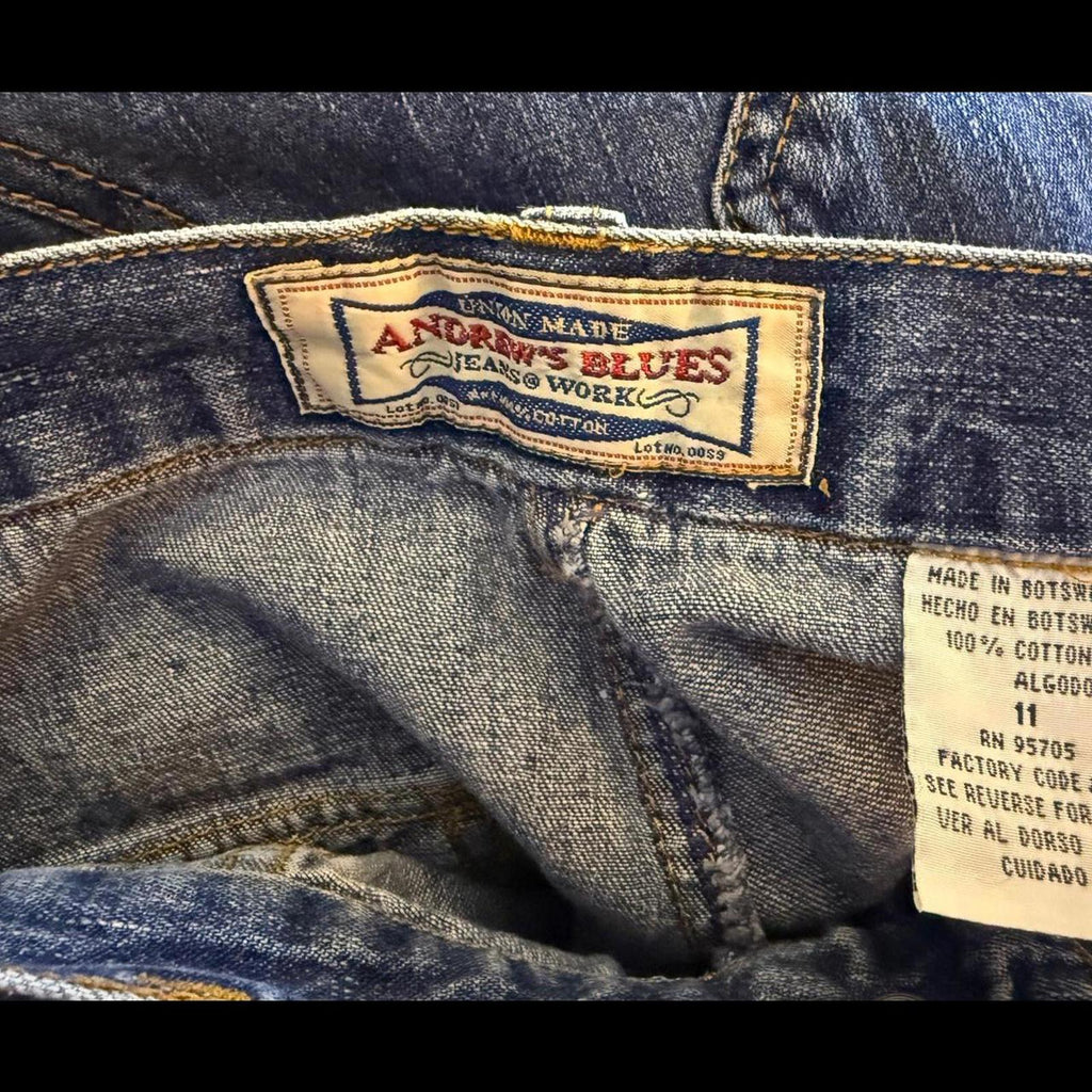 Andrew’s Blues Vintage 90s High-Waisted Straight Leg Jeans Size 12