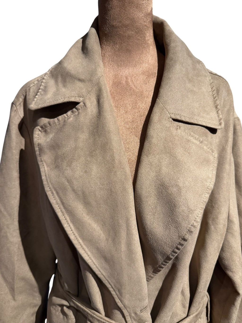 Banana Republic Suede-like Trench Coat in Beige