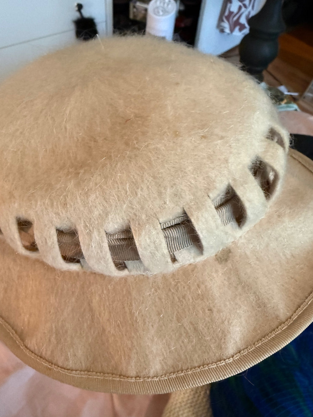 Vintage Kayser Beige Felt Hat with Ribbon Detail