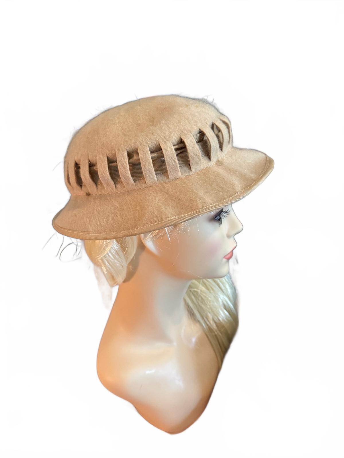 Vintage Kayser Beige Felt Hat with Ribbon Detail