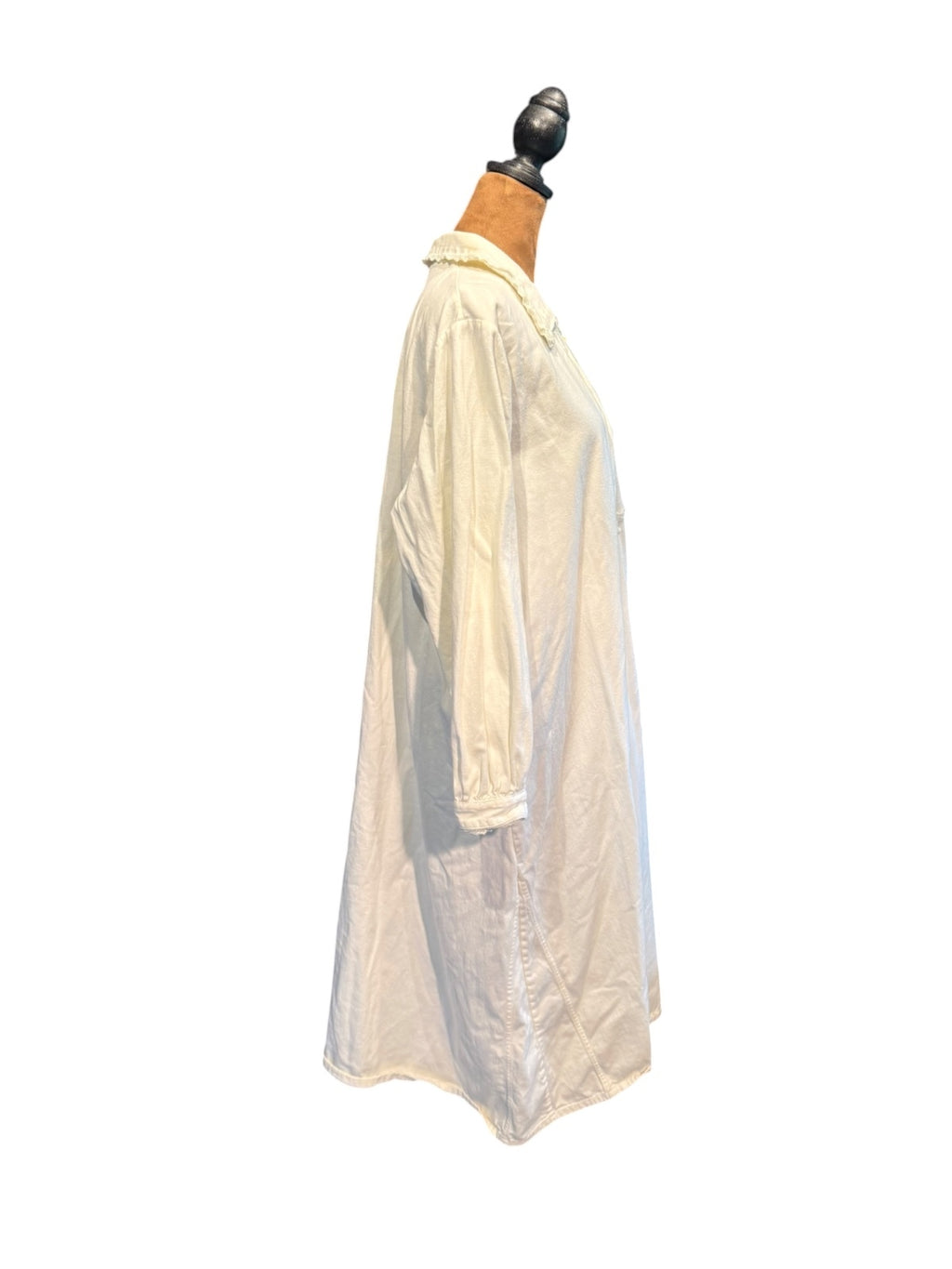 J Peterman Vintage White Cotton Nightgown with Lace Trim