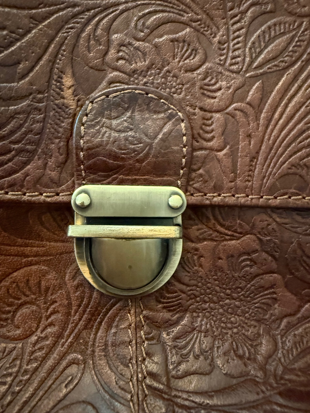 Sorpresa Genuine Leather Brown Embossed Shoulder Bag