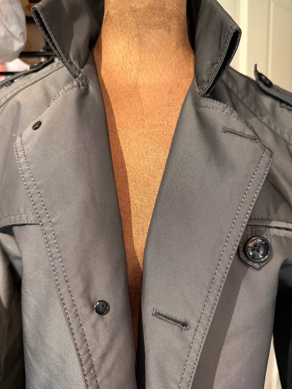 Heilan Home Vintage Gray Short Trench Coat with Quilted Lining