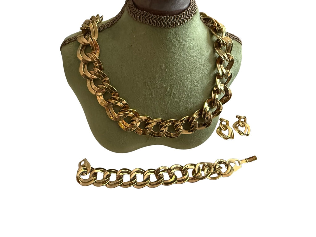 Vintage Gold Tone Chain Necklace, Bracelet and Earrings Set