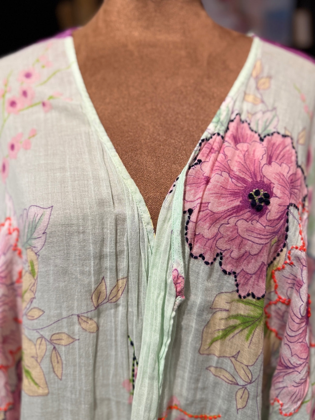 Lightweight Floral Kimono with Embroidered Flower Details