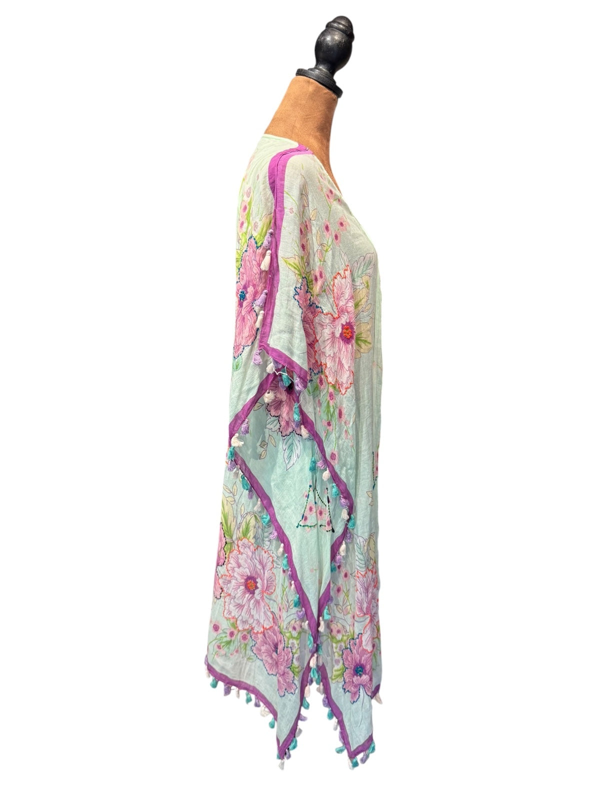 Lightweight Floral Kimono with Embroidered Flower Details