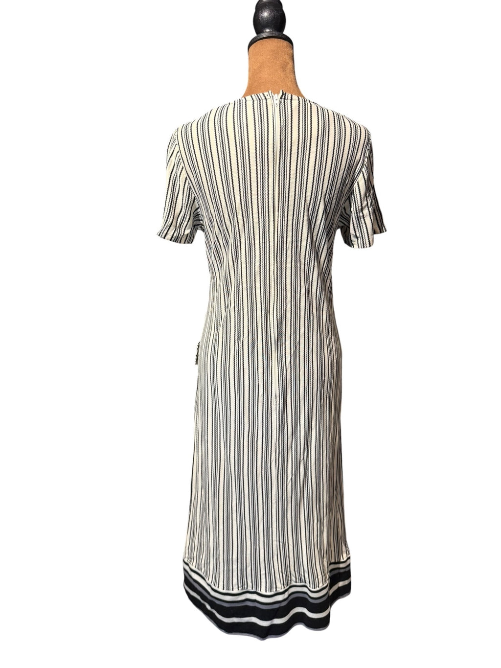 Vintage Striped Short Sleeve Midi Dress with Buttoned Pockets
