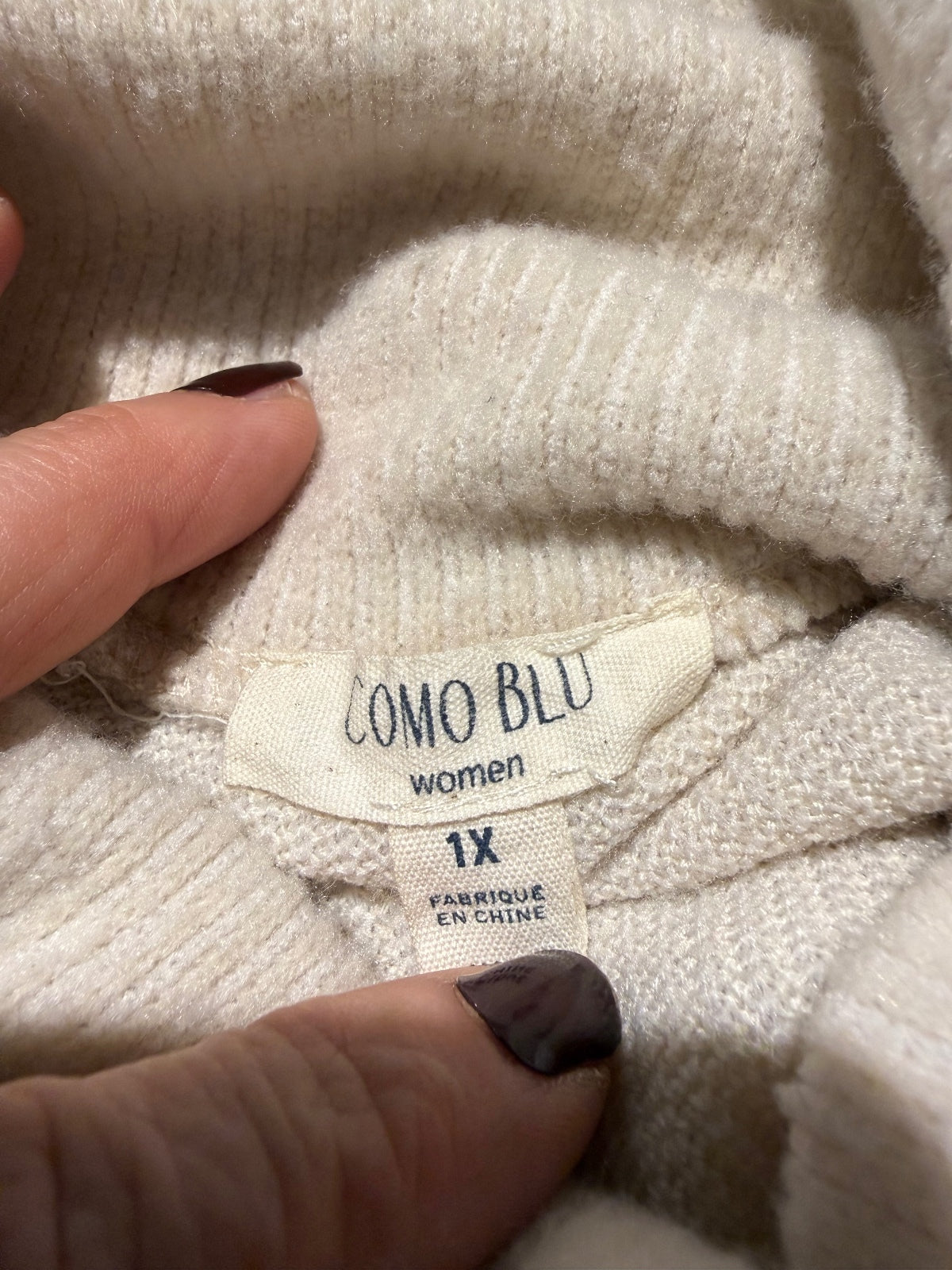 COMO BLU Cream Turtleneck Sweater with Belt