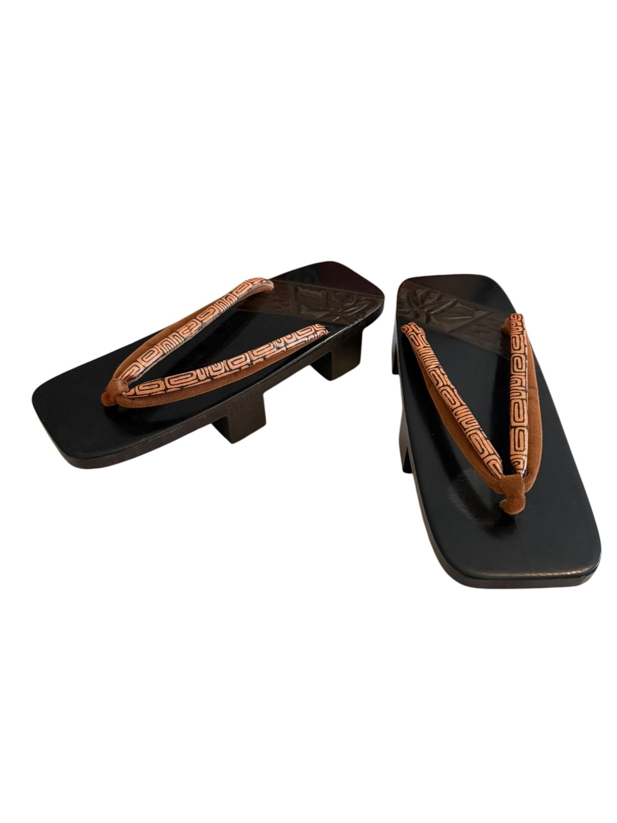 Vintage Japanese Geta Sandals with Traditional Fabric Straps