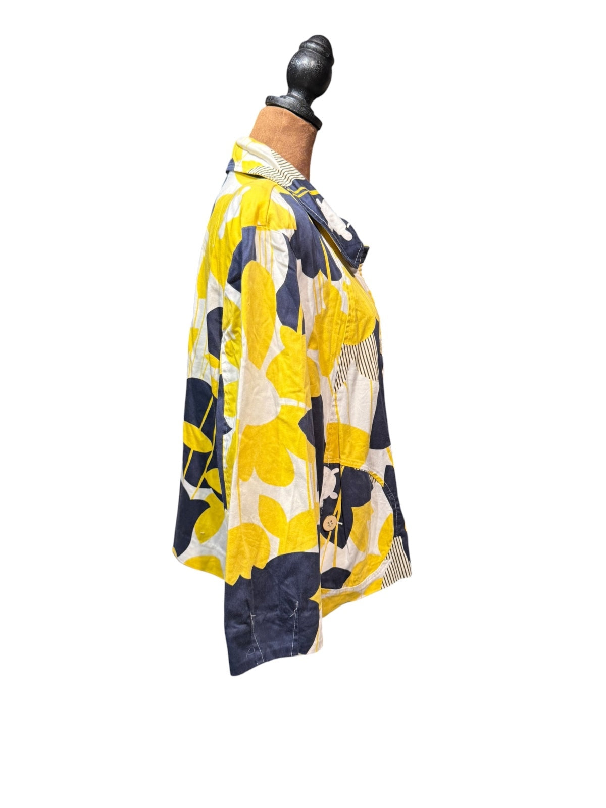 Patchington Petite Floral Button-Up Jacket