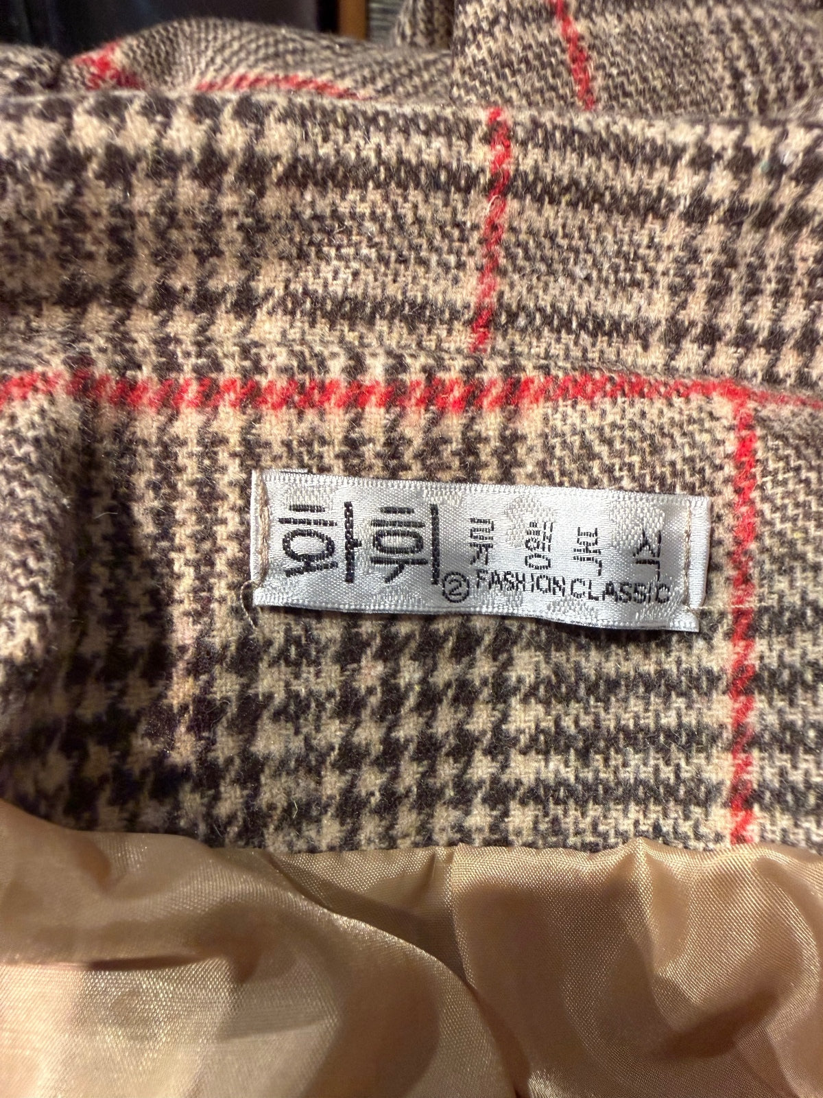 Vintage Style Plaid Wool Blend Overcoat with Red Accents