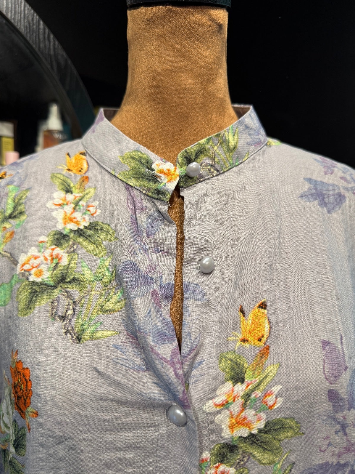 Vintage Floral Embroidered Blouse with Mandarin Collar