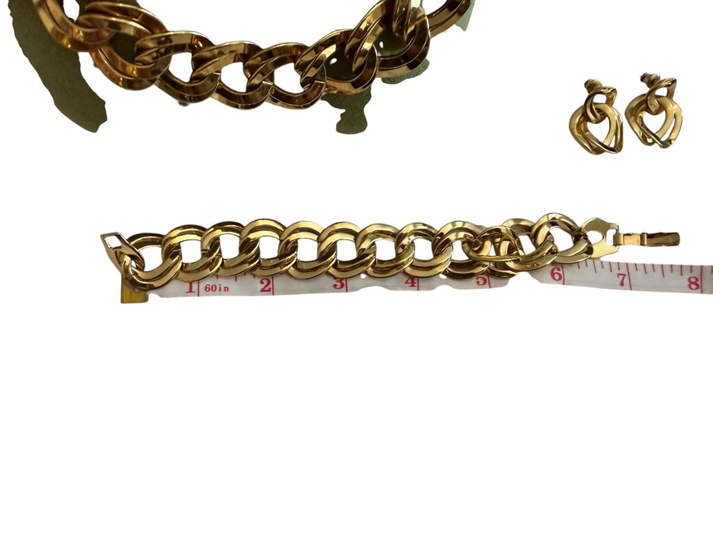 Vintage Gold Tone Chain Necklace, Bracelet and Earrings Set