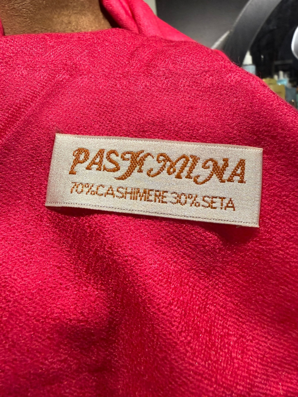 Luxurious Hot Pink Pashmina Shawl - 70% Cashmere, 30% Silk
