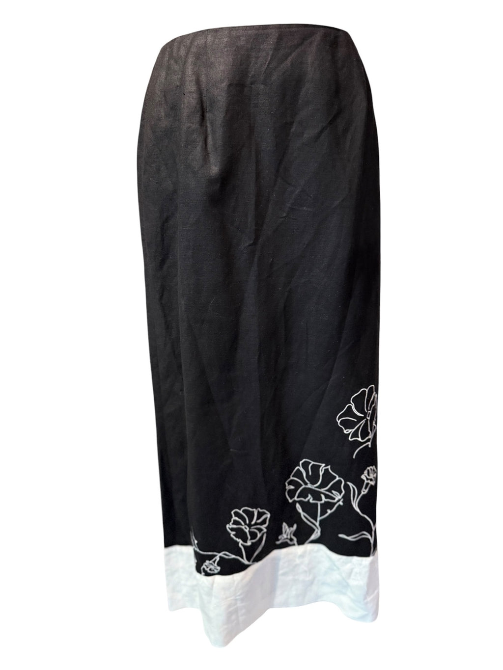 B. Moss Tailor Black and White Floral Embroidered Skirt