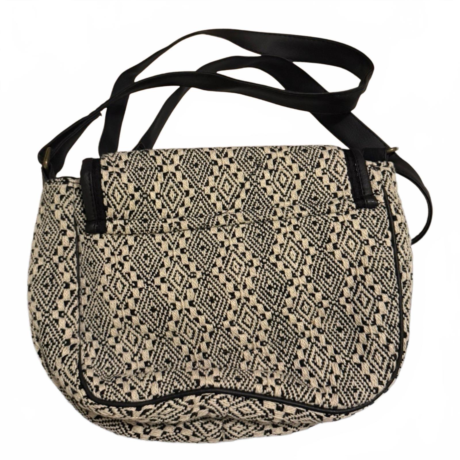 Kanvas Katha Black & White Jacquard Purse