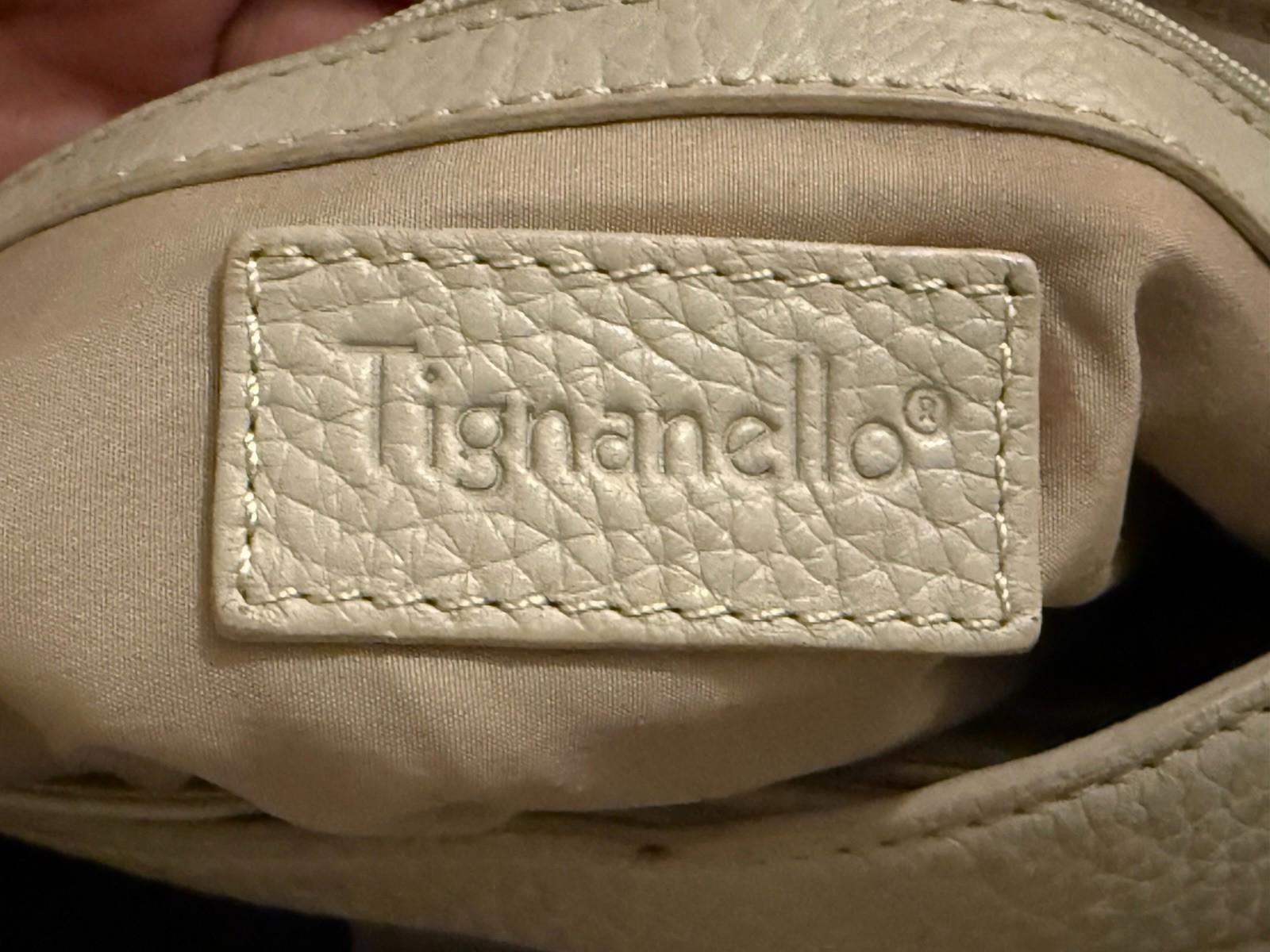 Tignanello Women's Handbag White Pebbled Leather Adjustable Strap Crossbody Bag