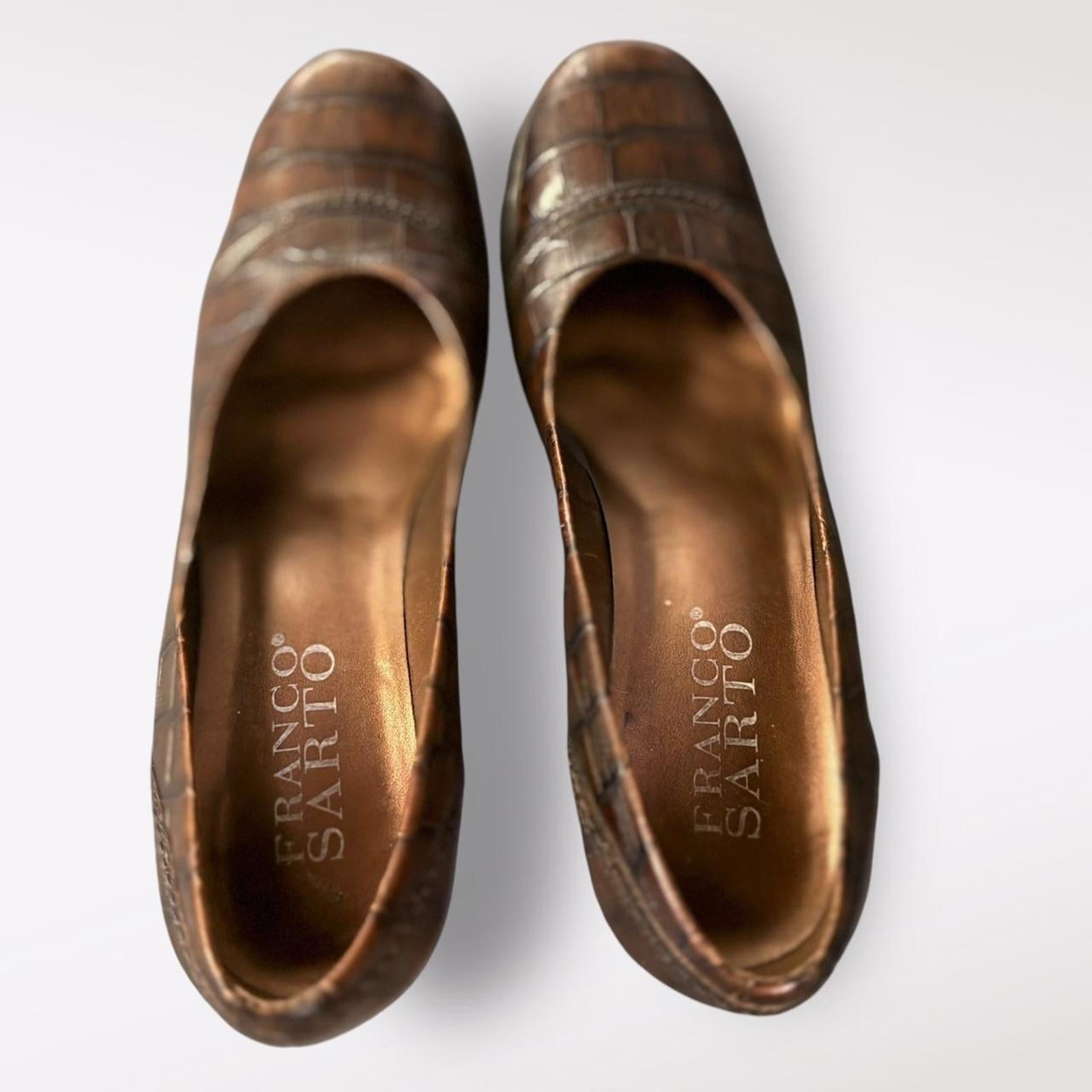 Brown Croc Embossed Leather Kitten Heel Pumps