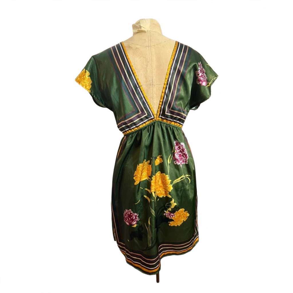 Forever 21 Green and Yellow Silk Floral Dress Size M