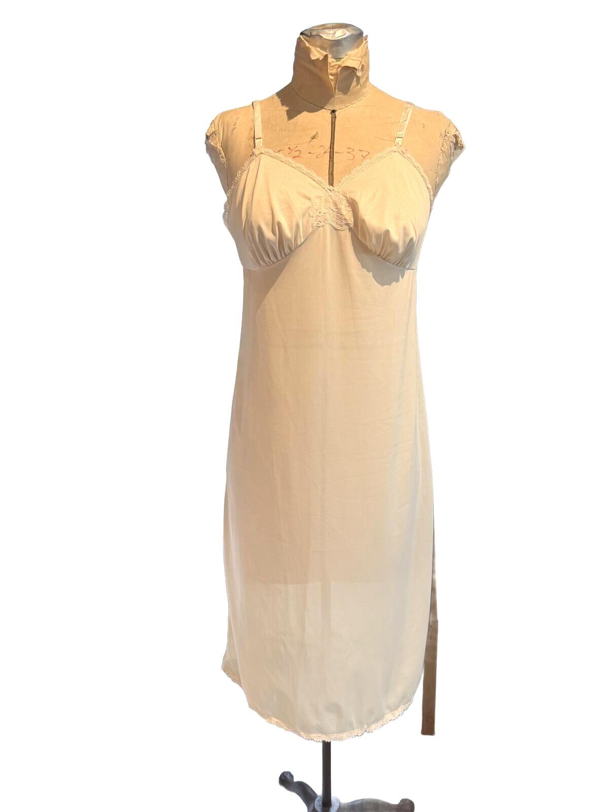 Kayser Vintage Cream Slip Dress with Lace Detail