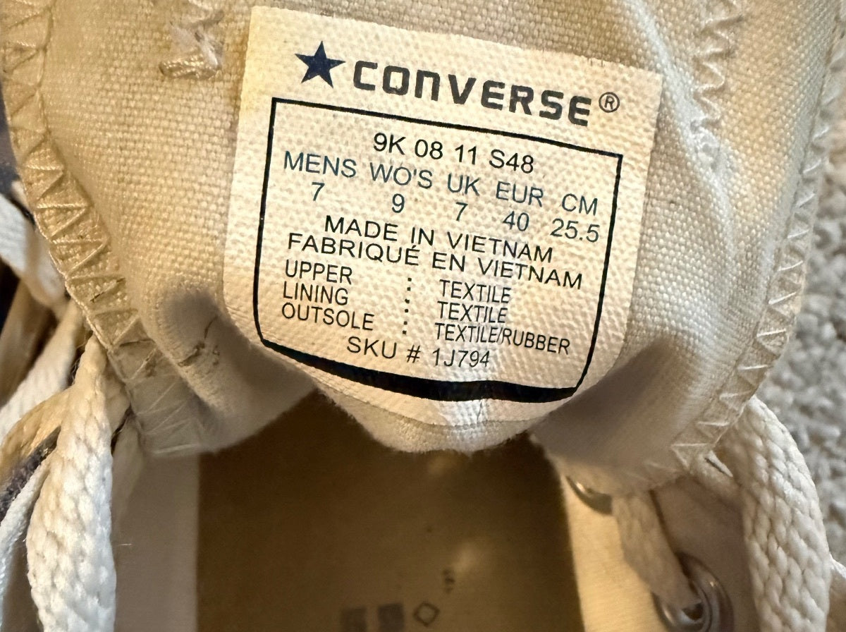 Converse All Star Low Top Sneakers Size 7 Gray Canvas